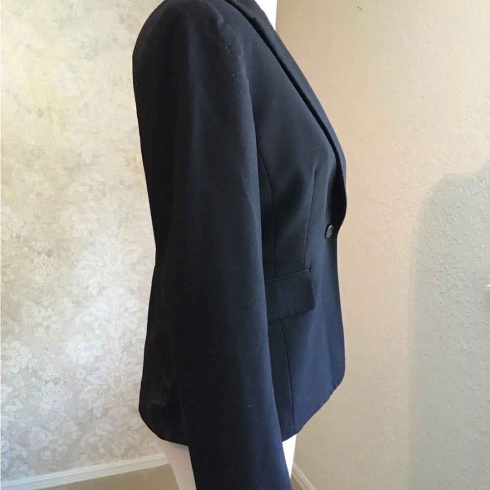Tahari Levine pants suit. Petite size 8, Danielle style pants and blazer - Picture 9 of 12